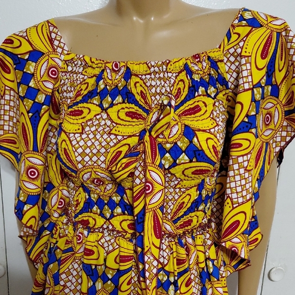 👗♻️ African Patterned Dress - Picture 3 of 11